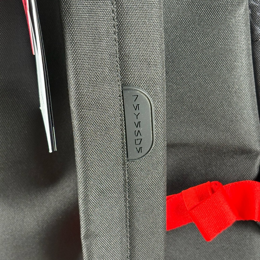 HERSCHEL X DISNEY Parks Star Wars: Episode 1 Phantom Menace 25th Backpack - Picture 11 of 15
